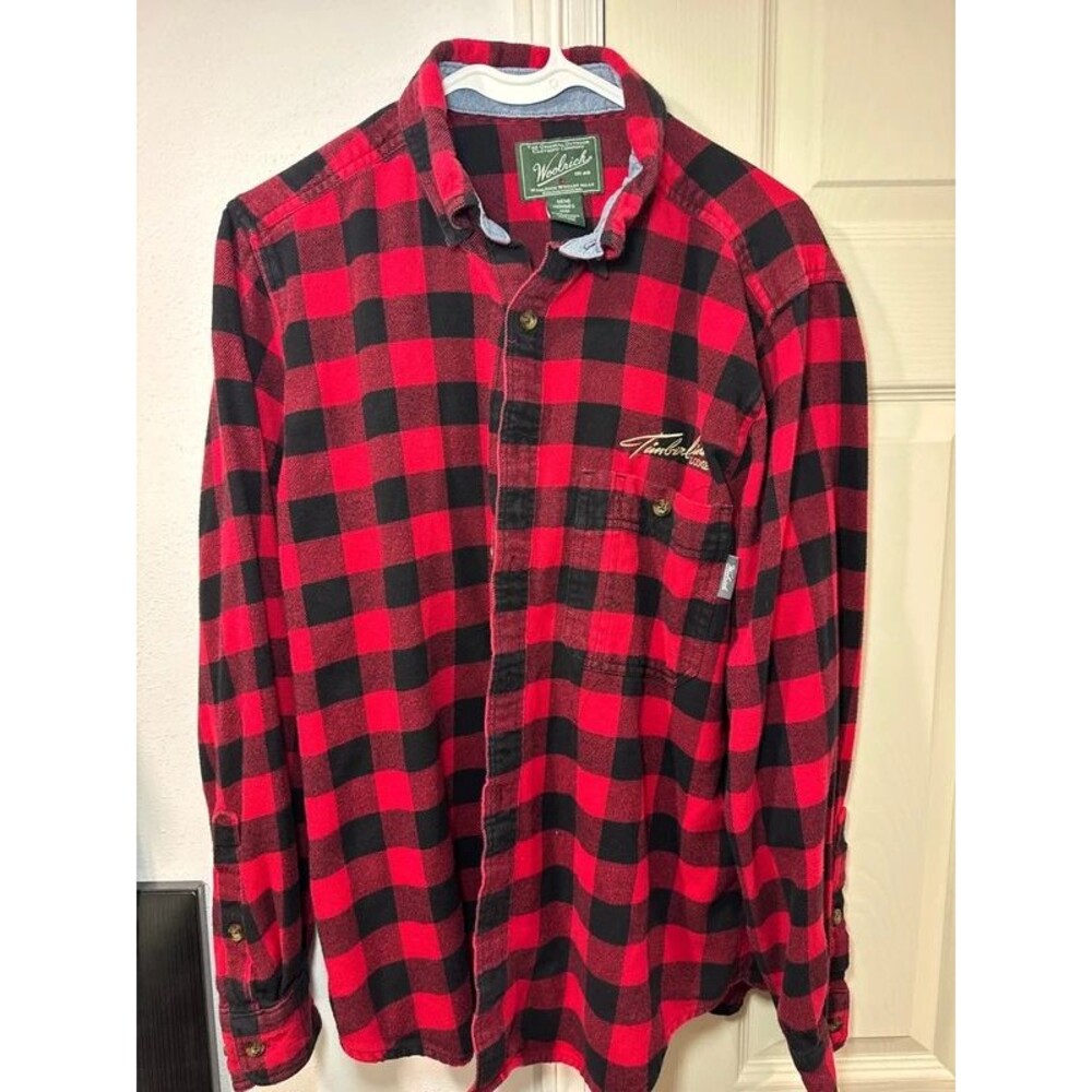 Woolrich Flannel Shirt Men Size M Red Plaid Long Sleeve Button 100% Cotton